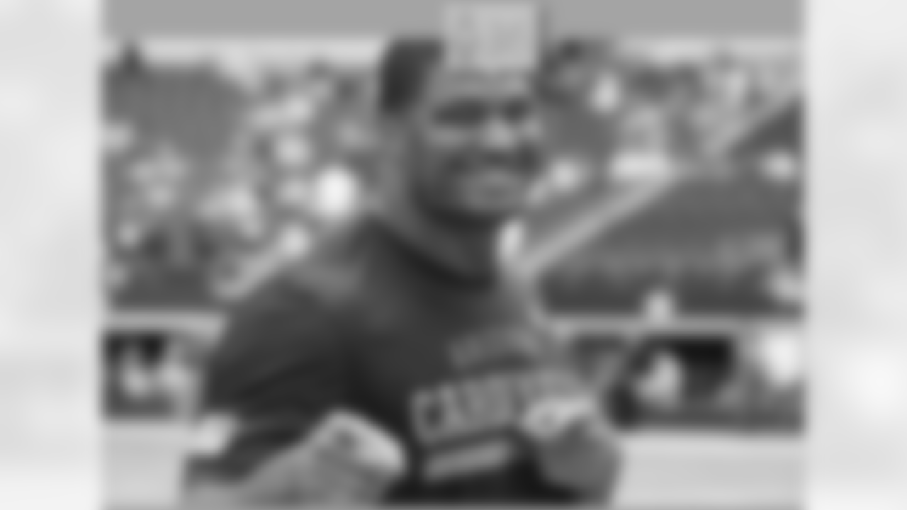 DE Calais Campbell
Actual age - 28