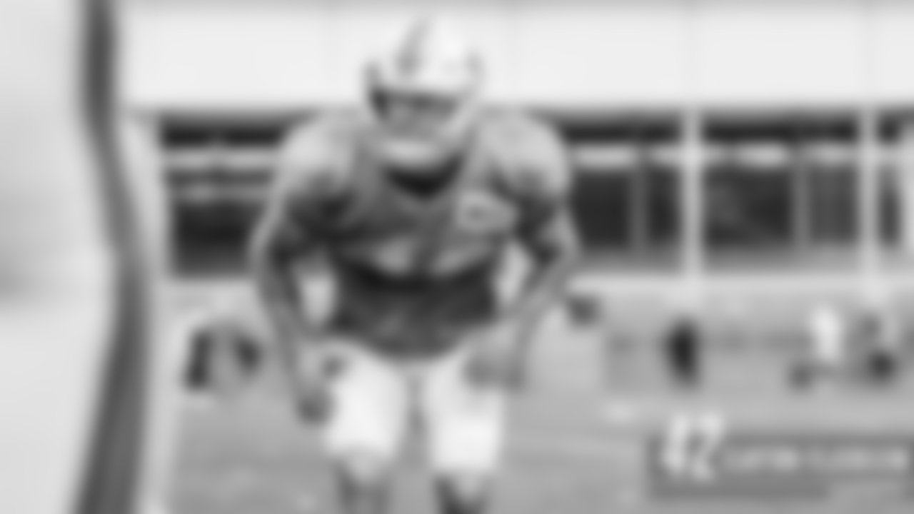 42 Clayton Fejedelem