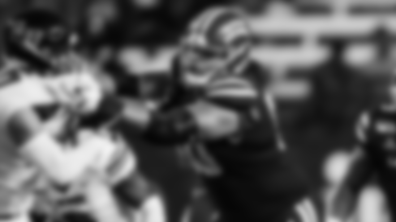Robert Hunt - OT - Lousiana-Lafayette