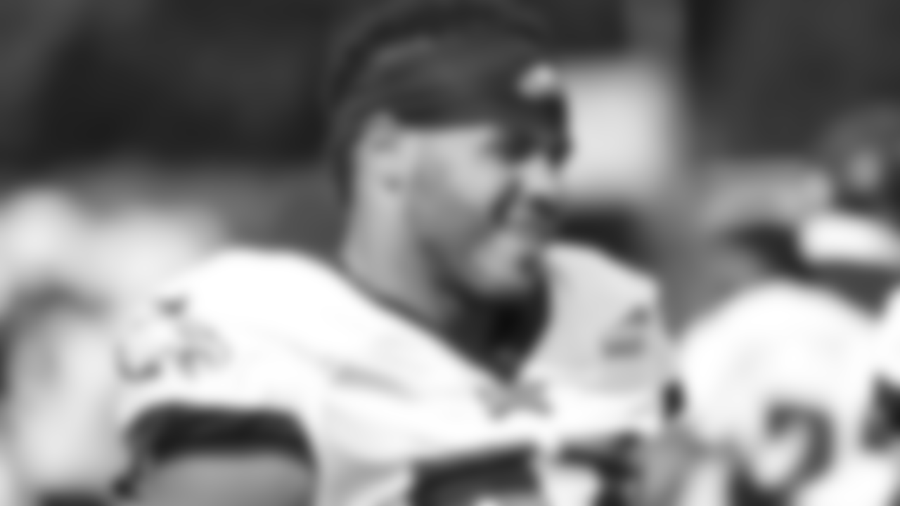 LB T.J. Edwards