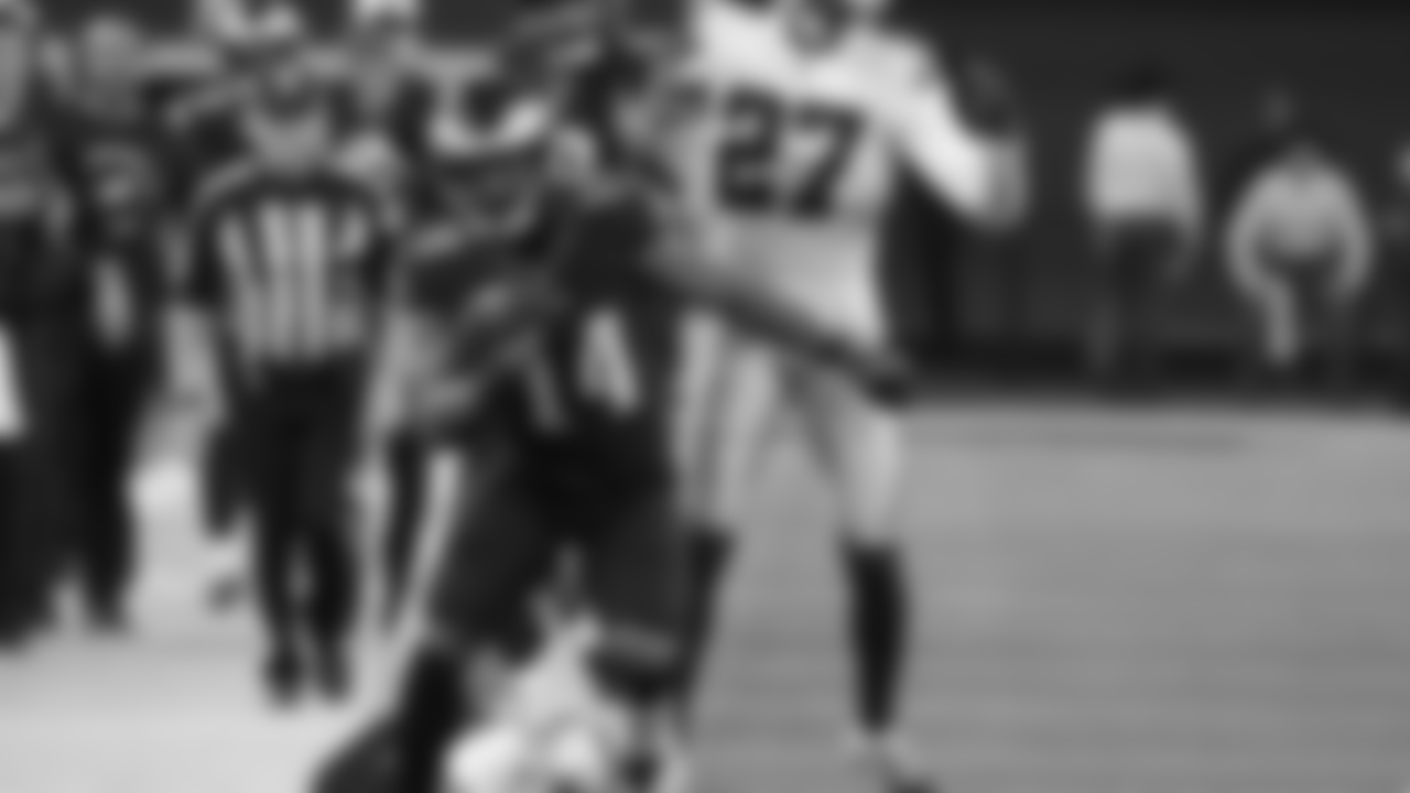 RB Kenneth Gainwell
