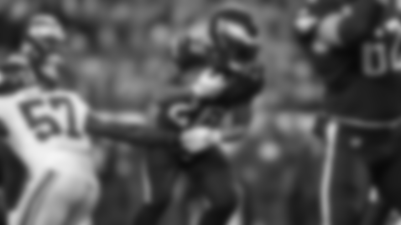 RB Miles Sanders