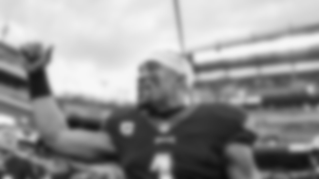 QB Jalen Hurts
