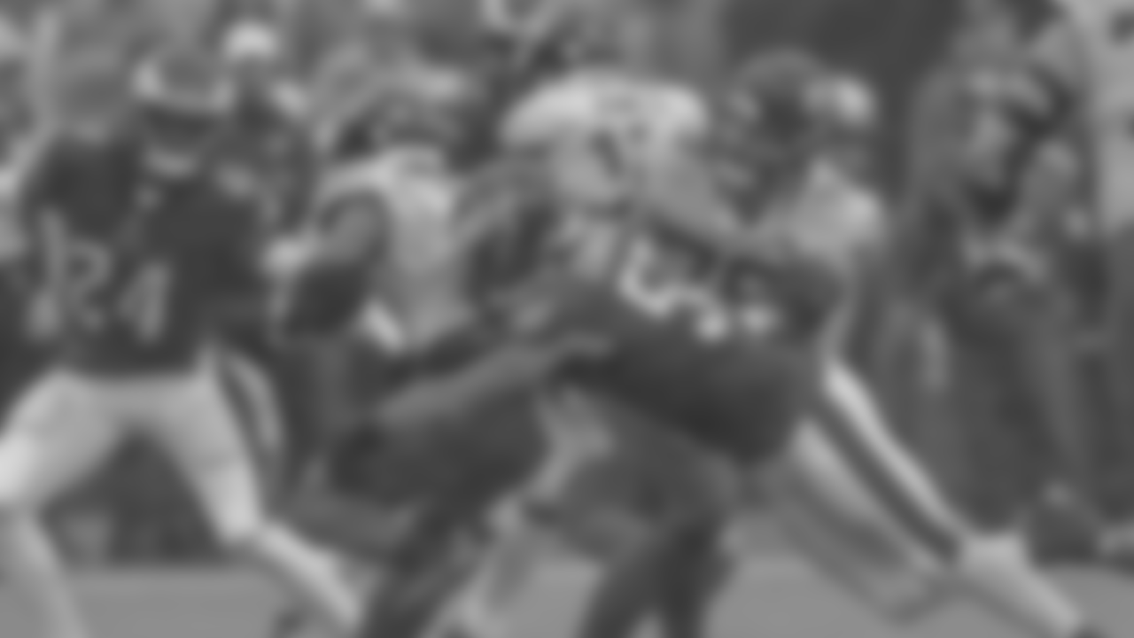 LB T.J. Edwards