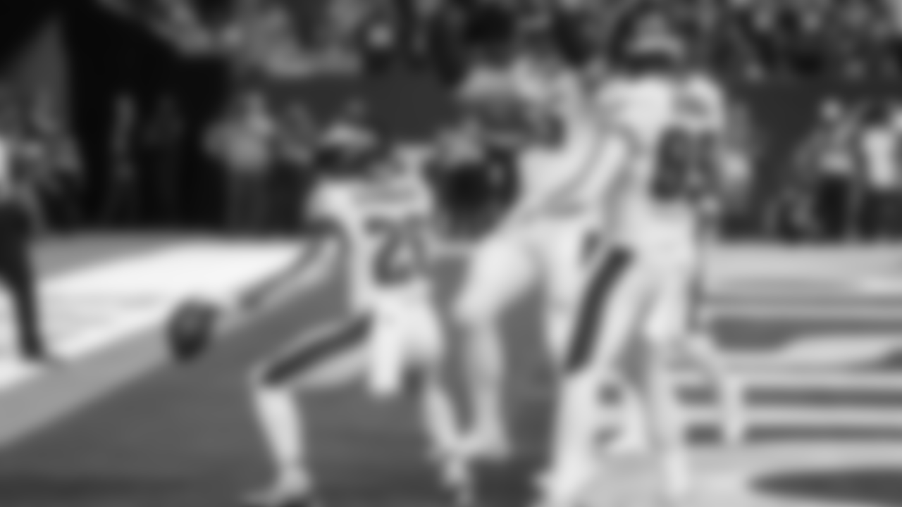 RB Miles Sanders, T Lane Johnson, and TE Jack Stoll
