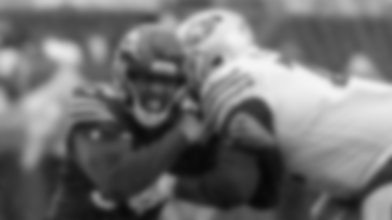 Robert Quinn Matt Ludtke (1)