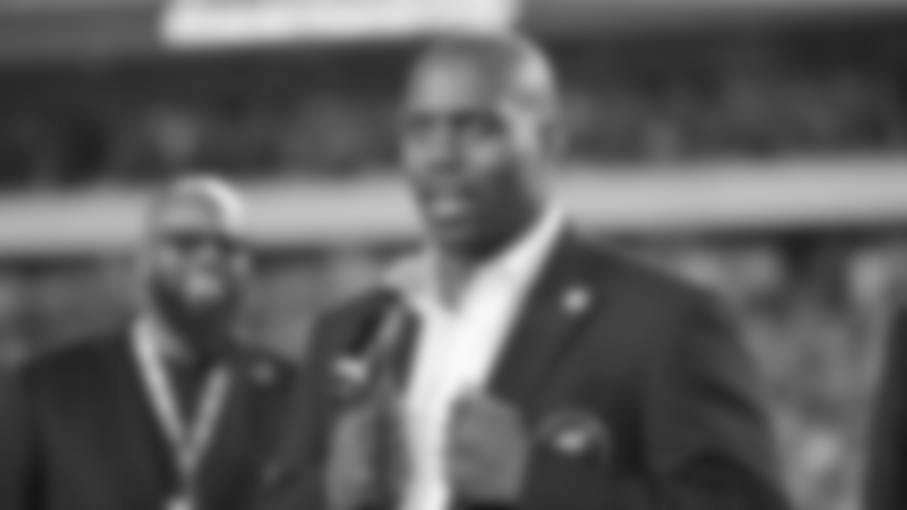 Hall of Famer Trent Cole