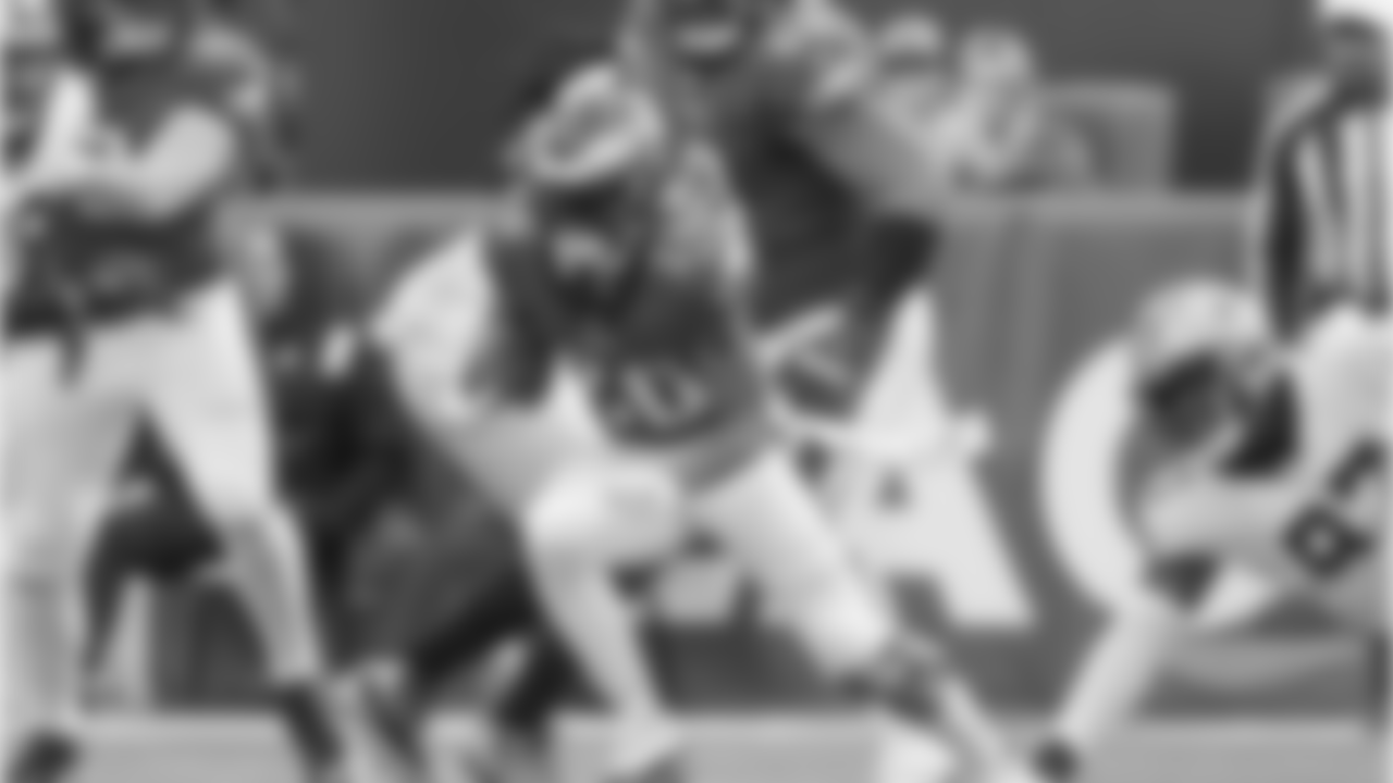 RB Miles Sanders