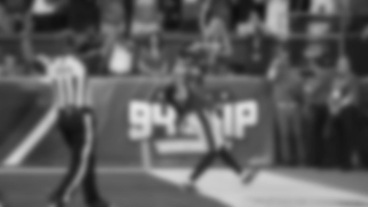WR Quez Watkins