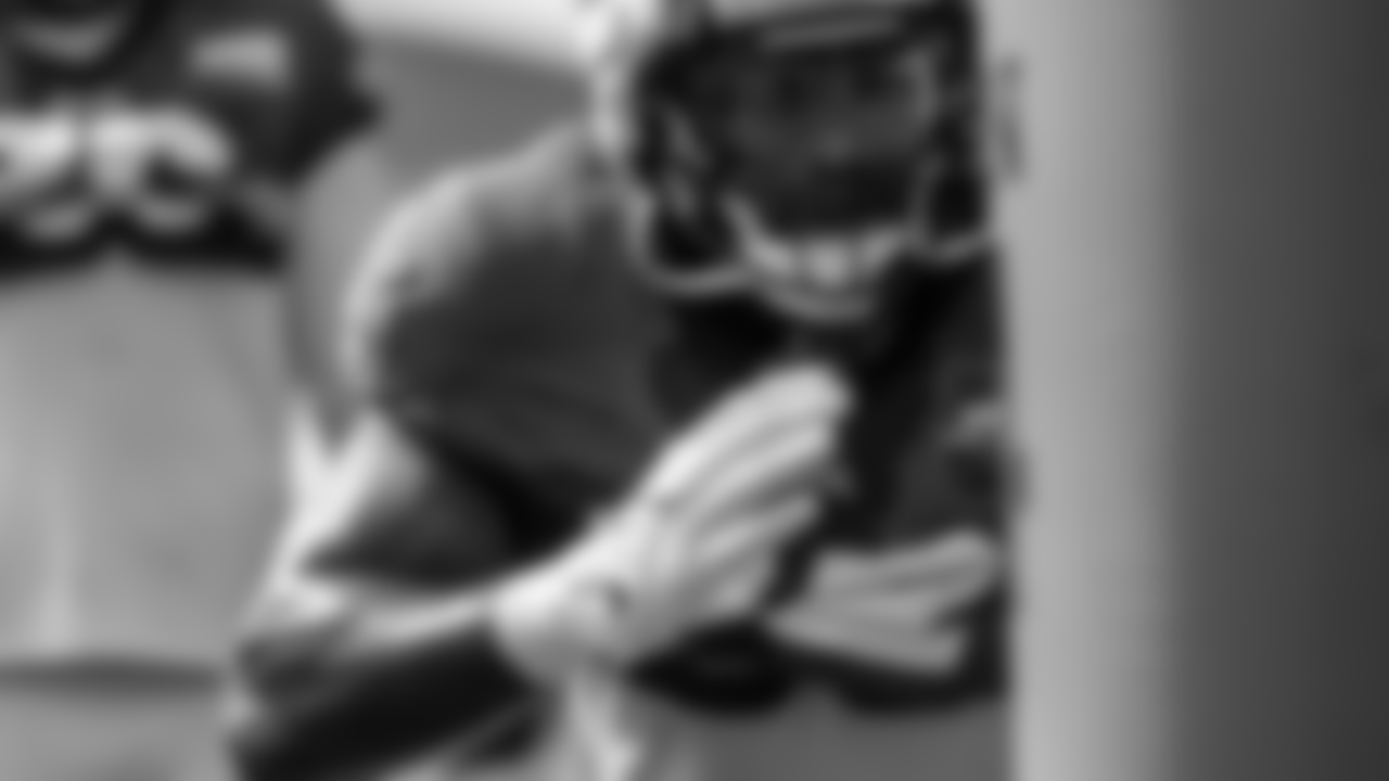 The 2-0 Eagles take flight to battle the 2-0 Tampa Bay Buccaneers on Monday Night Football. Photography Director Kiel Leggere provides an exclusive look at the team's preparation.
