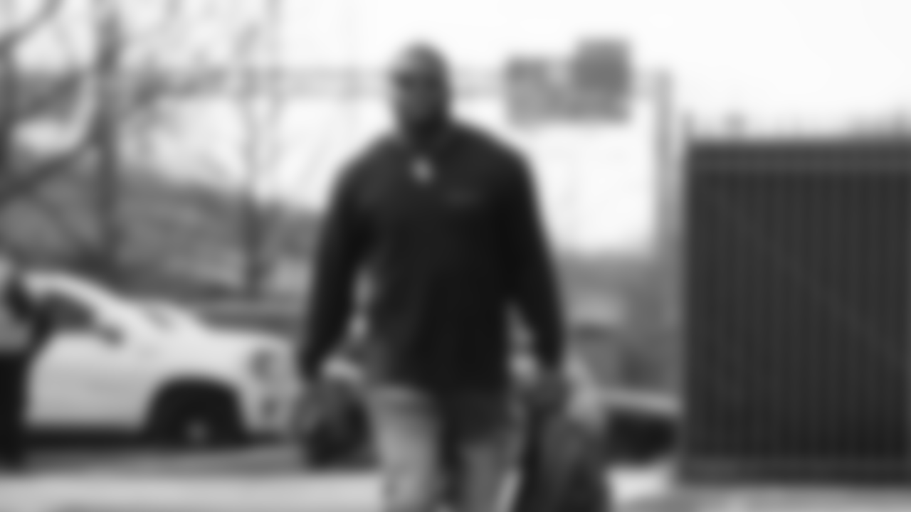 DT Milton Williams