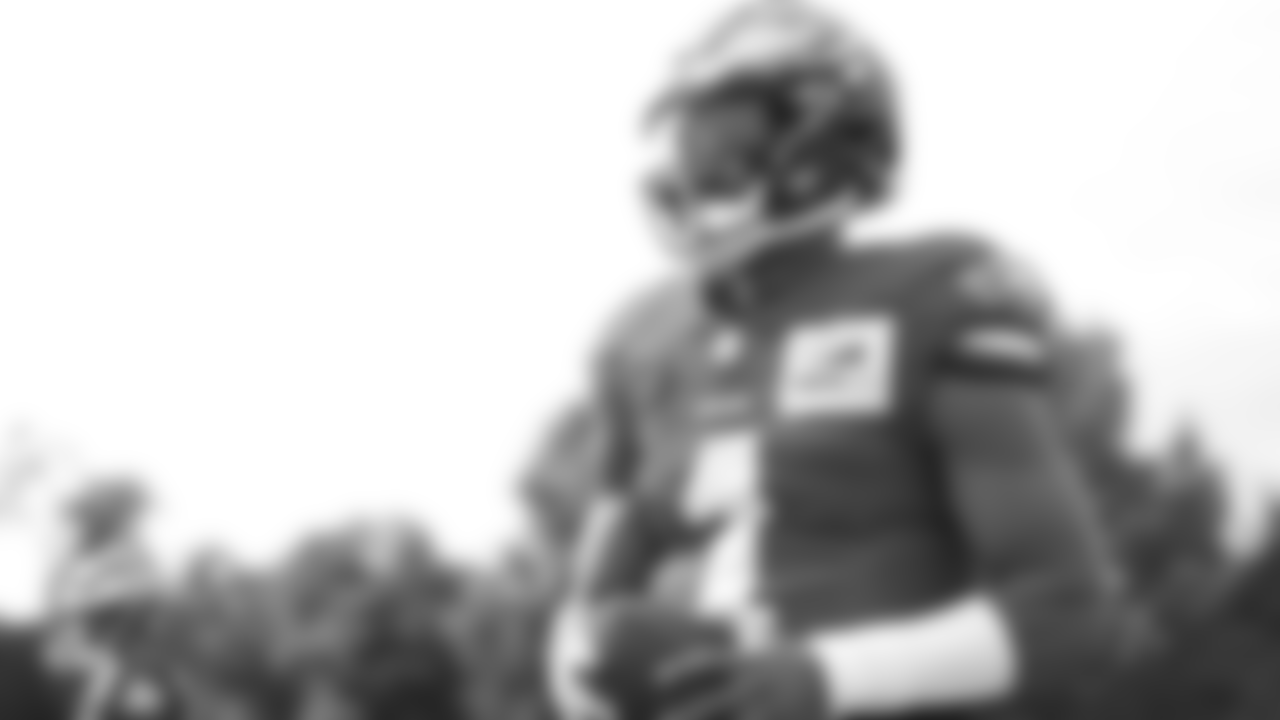 QB Jalen Hurts