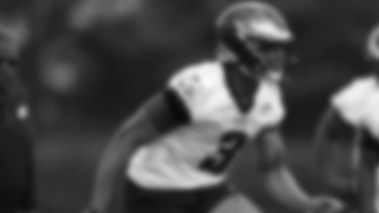Linebacker Nolan Smith participating in rookie minicamp.