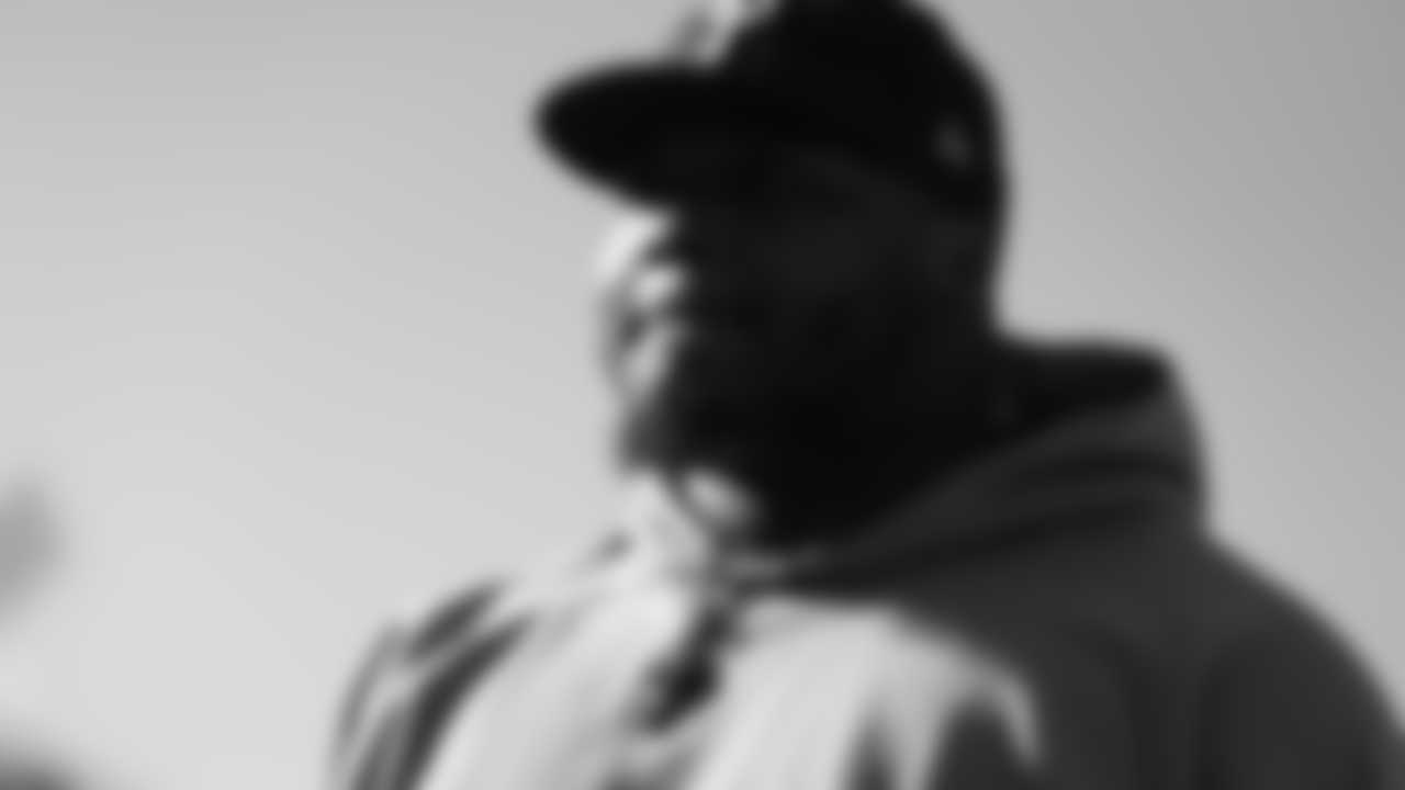 DT Milton Williams