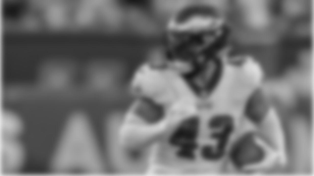 Linebacker Kyzir White