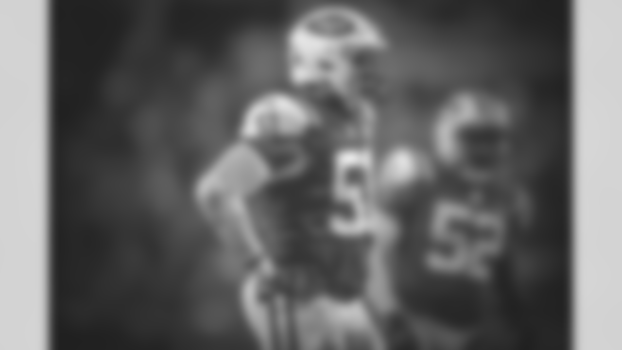 51 Brandon Copeland (LB)