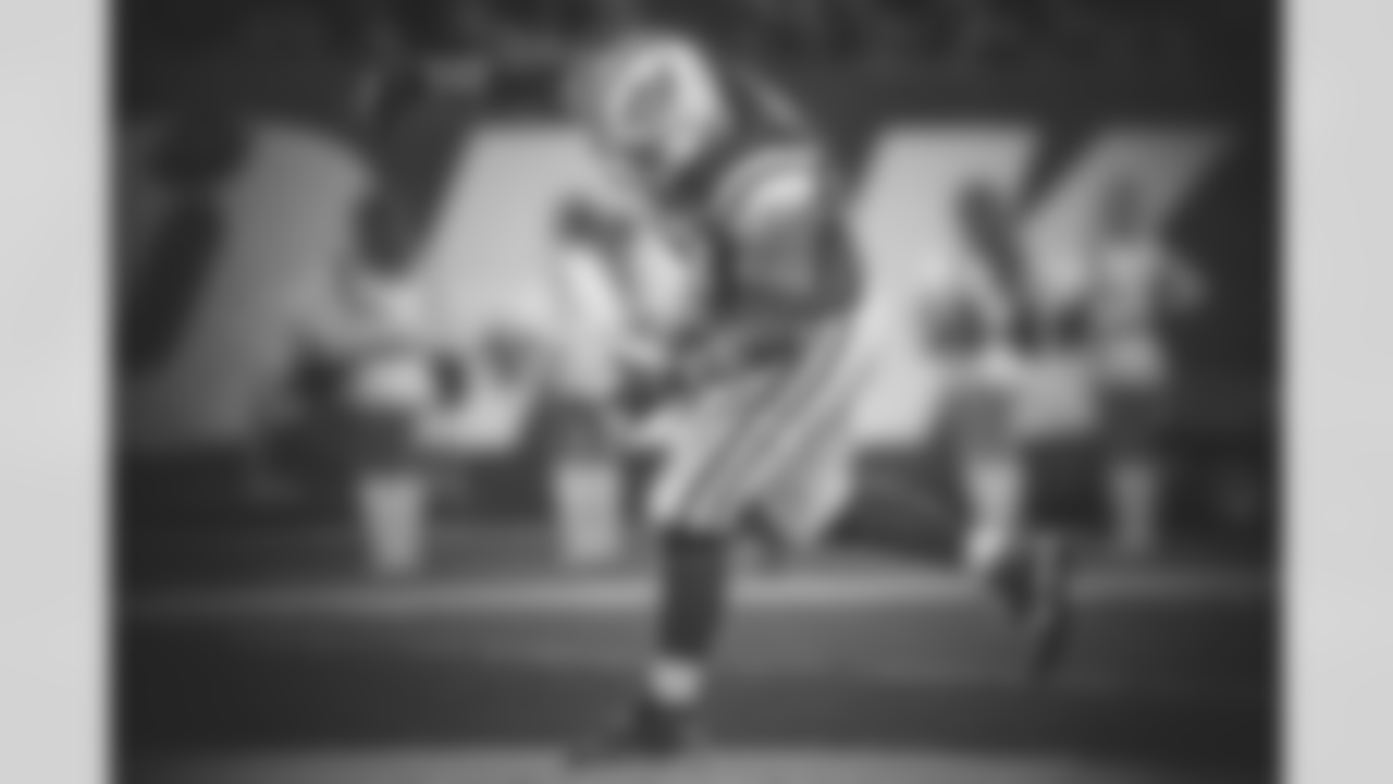67 Brian Winters (G)