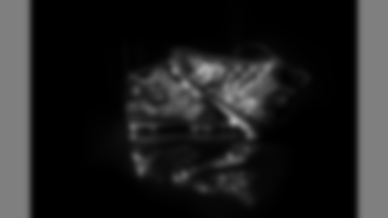 Ricky Jean Francois: Black Bottom