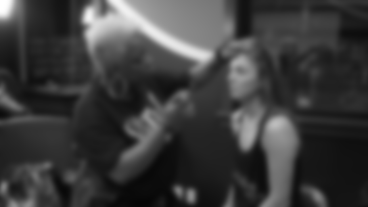 Gallery-BTS-2560x1440-092318-14