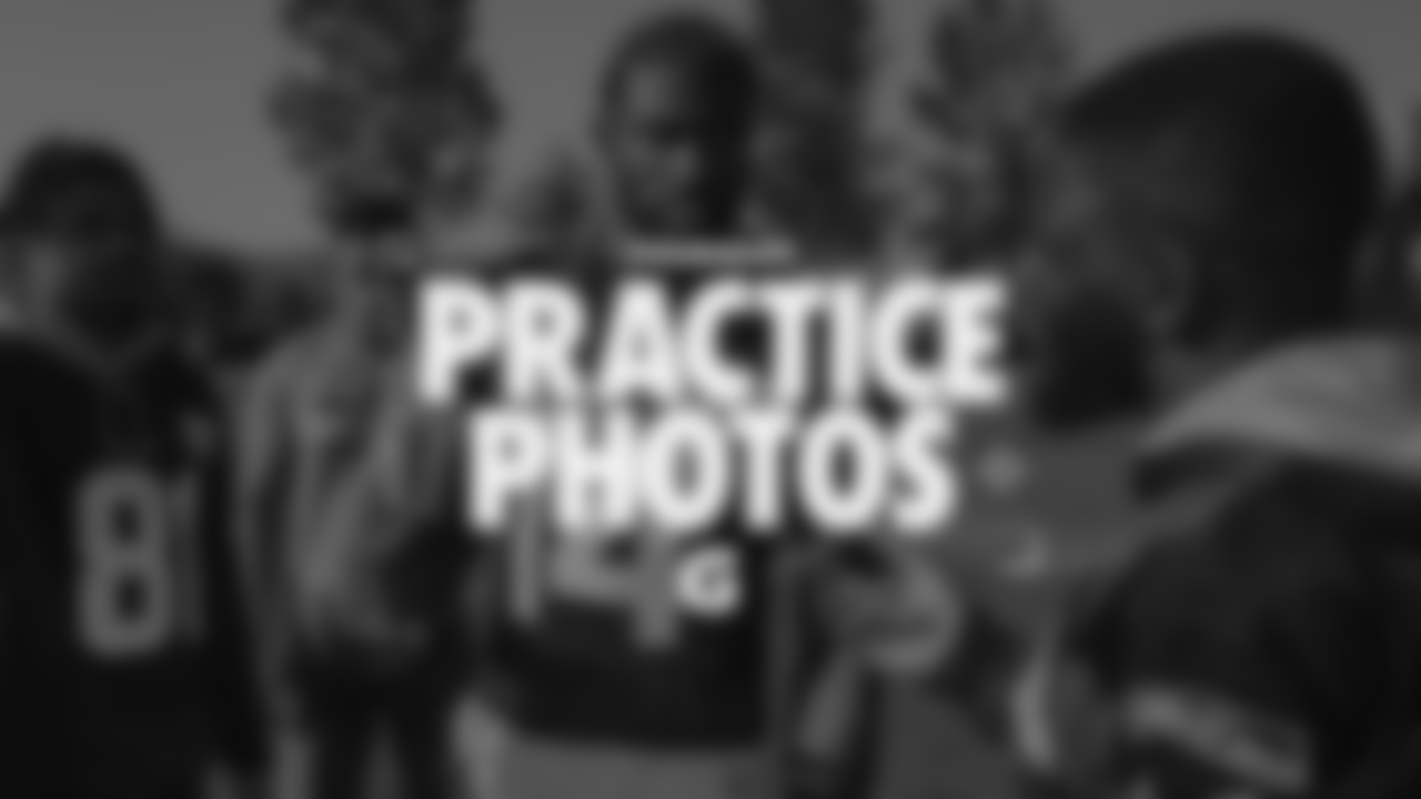 seahawks-practice-photos_2022-10-13