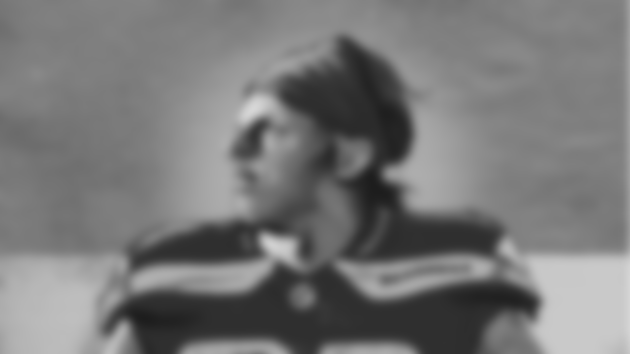 Round 5, No. 142 Overall: LB Ben Burr-Kirven, Washington