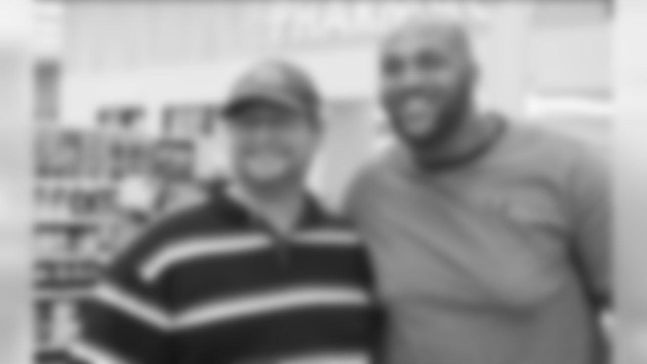 casey2018community63746seqn}