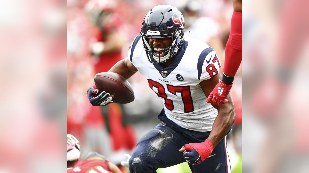 Tight end Darren Fells a major plus for Texans 