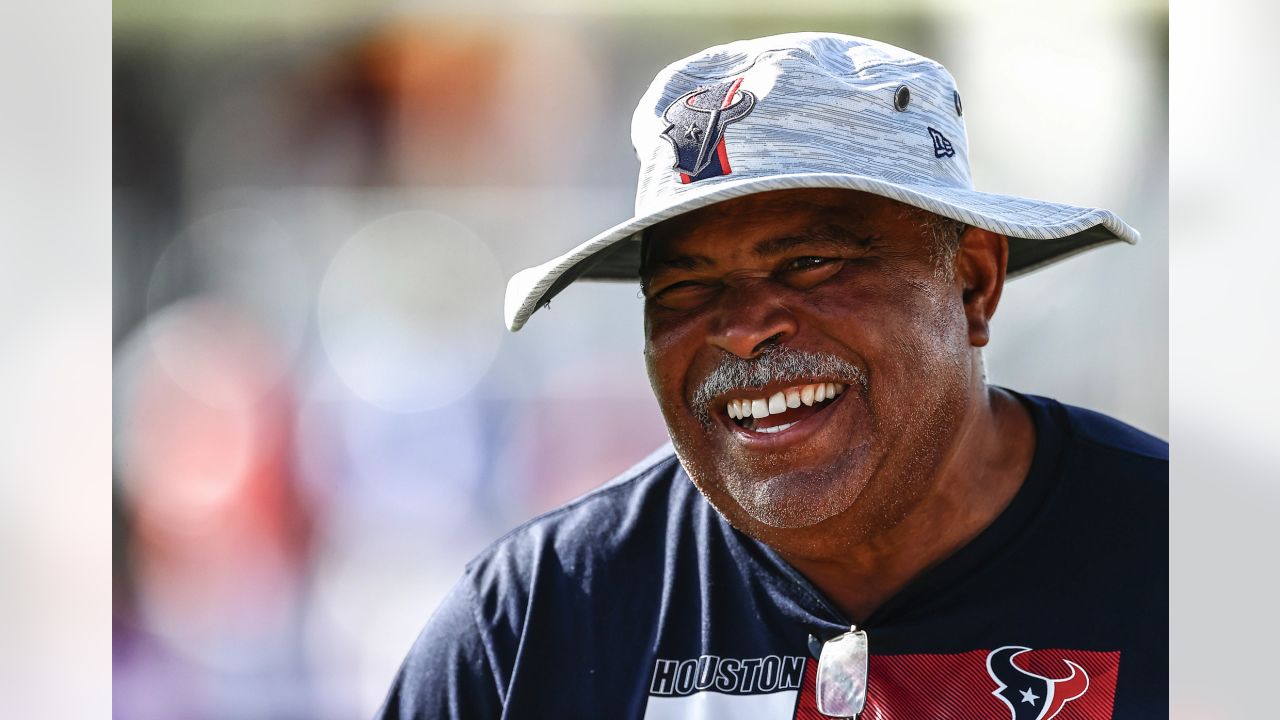 Giants Now: Romeo Crennel retires after 50 years in coaching