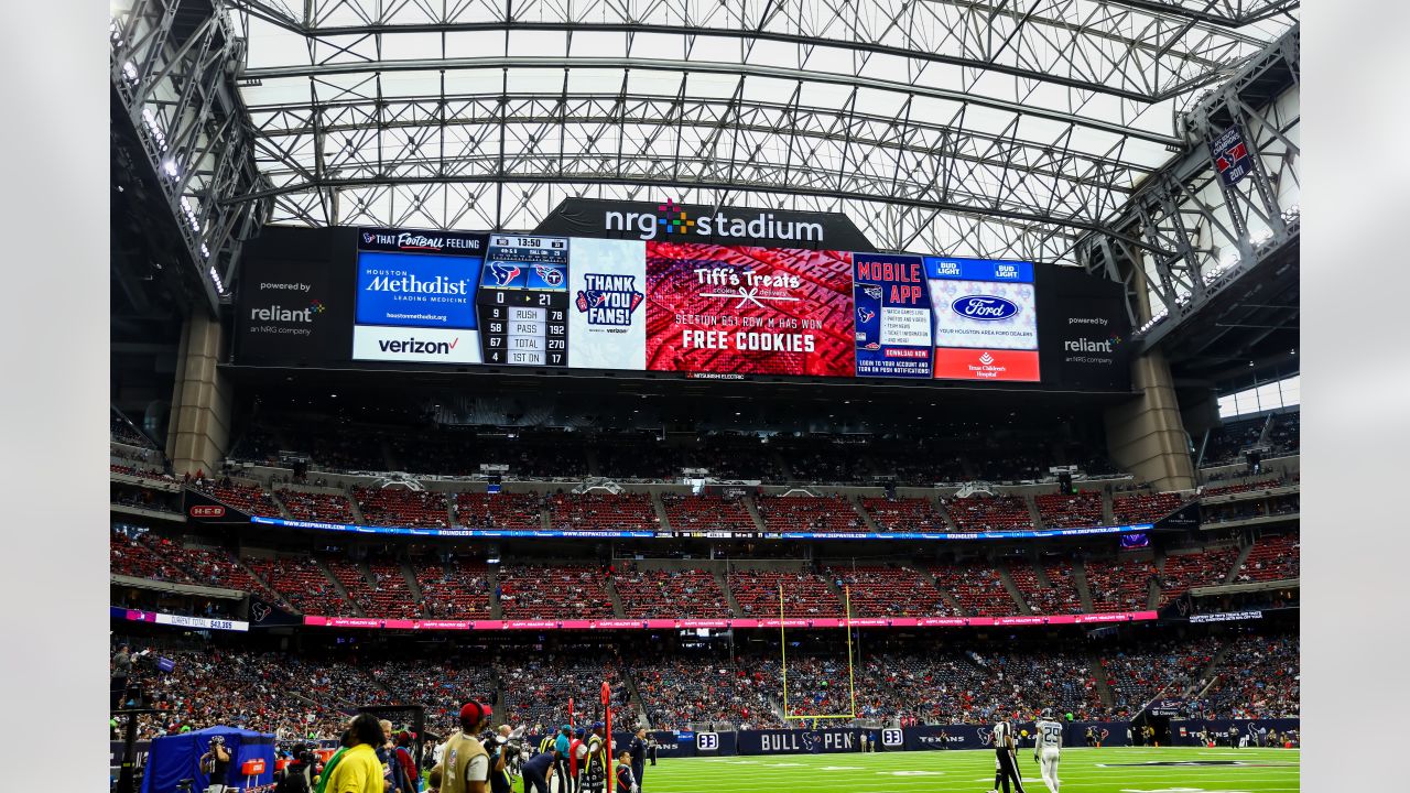 Houston Texans slash concession prices at NRG Stadium