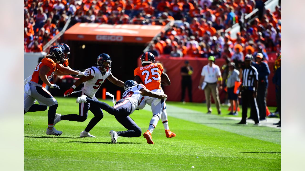 The Houston Texans held onto a 9-6 lead, but Denver Broncos and Russell  Wilson pulled away in the fourth quarter.