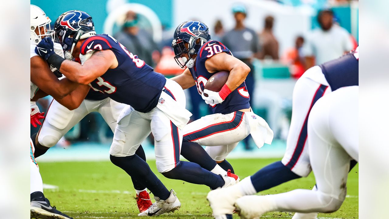 Houston Texans QB Tyrod Taylor said he'll play better in the weeks ahead  after a 3-interception day in the loss to the Dolphins.