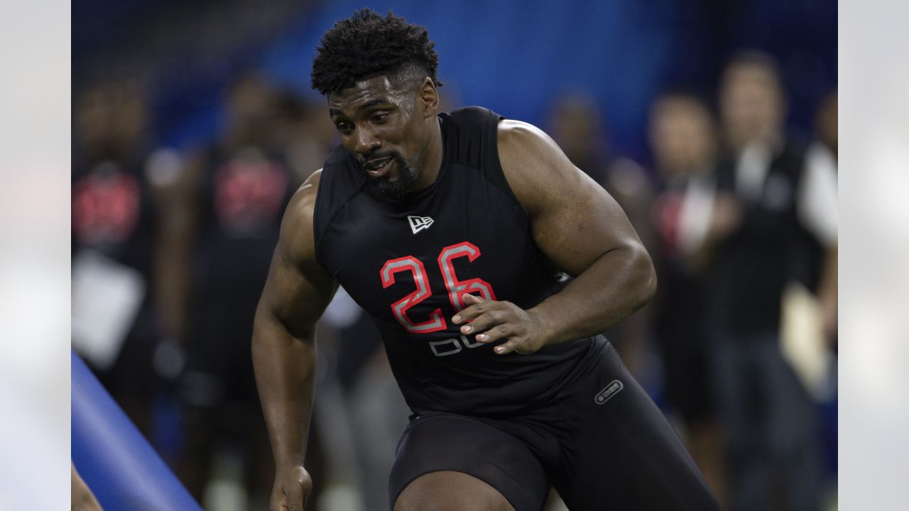 Houston Texans' Thomas Booker stretches during an NFL football rookie  minicamp practice Friday, May 13, 2022, in Houston. (AP Photo/David J.  Phillip Stock Photo - Alamy