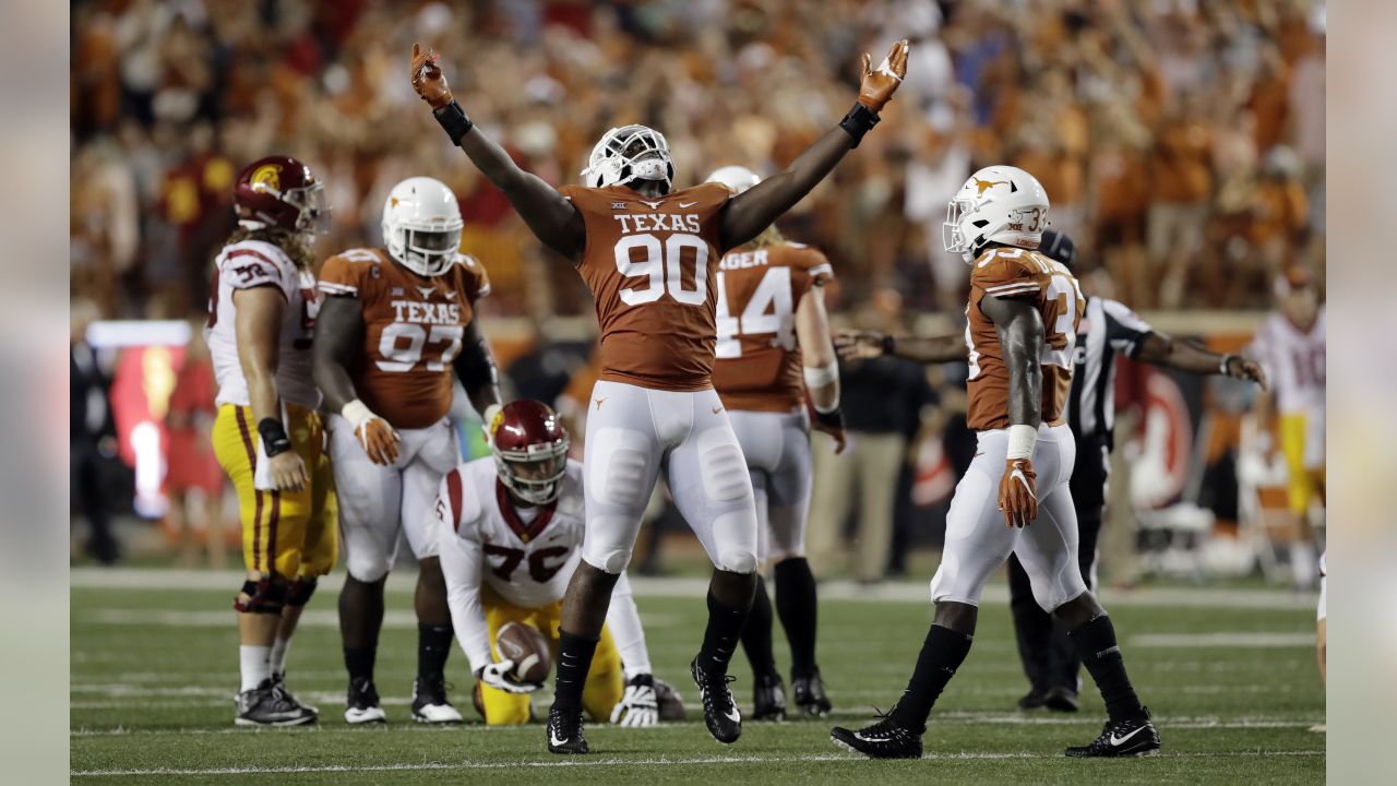 Texas defenive lineman Charles Omenihu (90) before a spring NCAA football  game. Saturday, April 15, 2017 in Austin, Tex. (TFV Media via AP) **  Mandatory Credit ** Stock Photo - Alamy