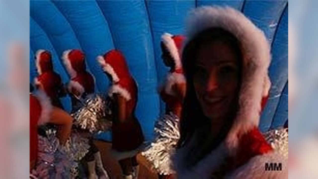 PHOTOS: NFL Cheerleaders Christmas Eve