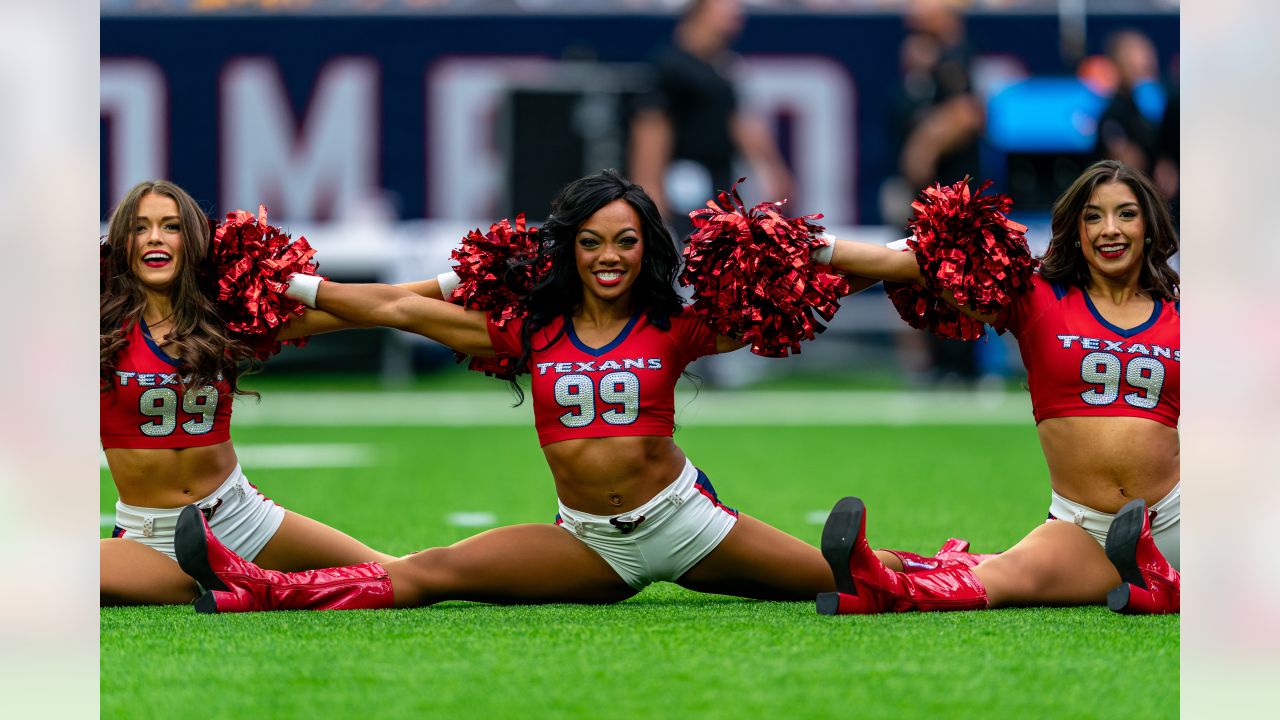 Cheer: Texans vs. Steelers