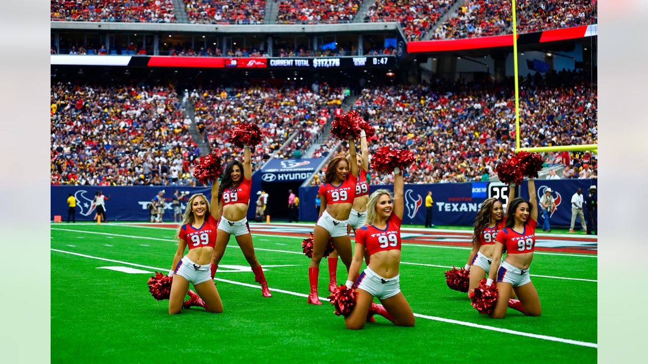 Cheer: Texans vs. Steelers