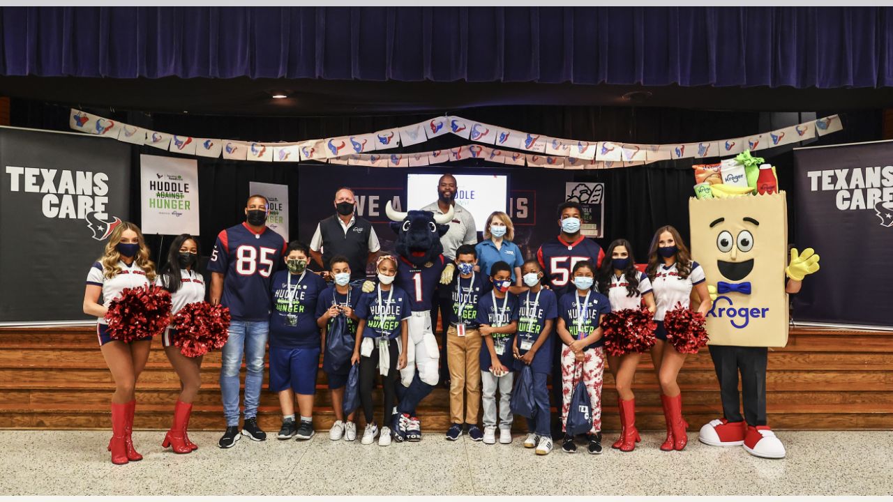 Houston Texans at Huddle Against Hunger at Rosa Parks Elementary