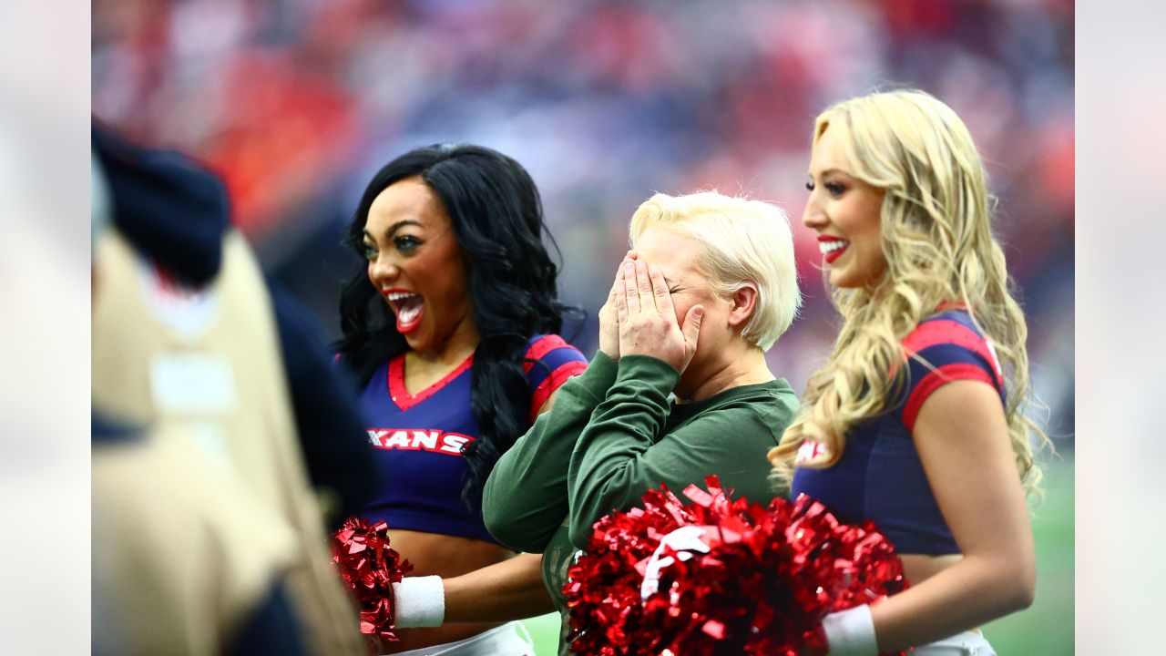 U.S. Army Sgt. Joanna Ellenbeck and Family Surprised with Mortgage-Free  Home During Houston Texans Game - Hello Woodlands