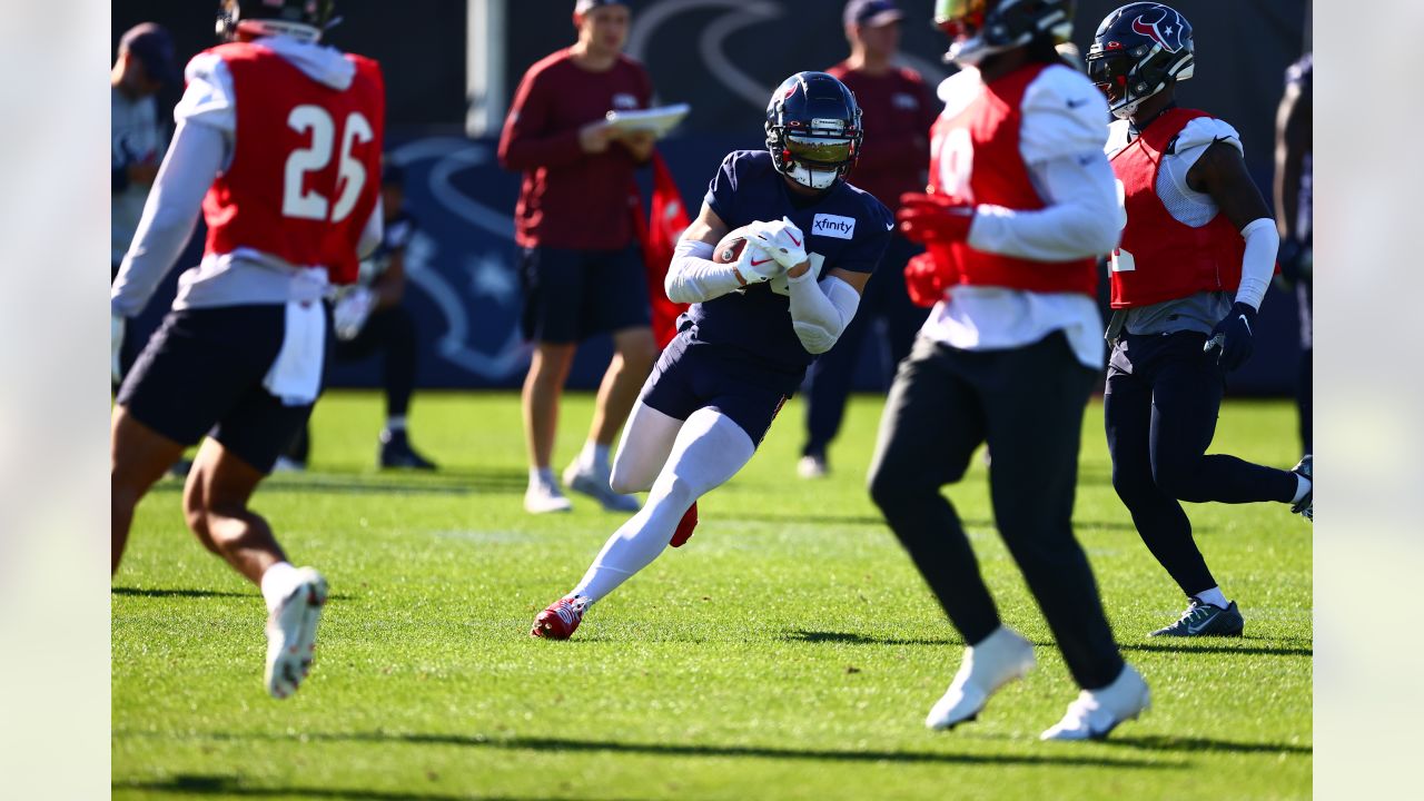 \ud83d\udcf8 | Practice photos ahead of Texans at Colts (1-5-2023)