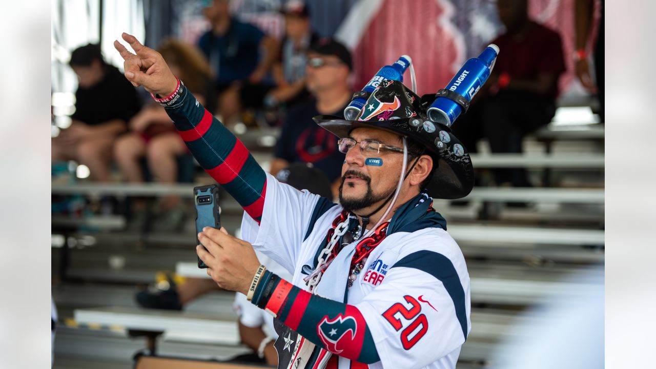 Photos: Welcome back, Texans Fans!