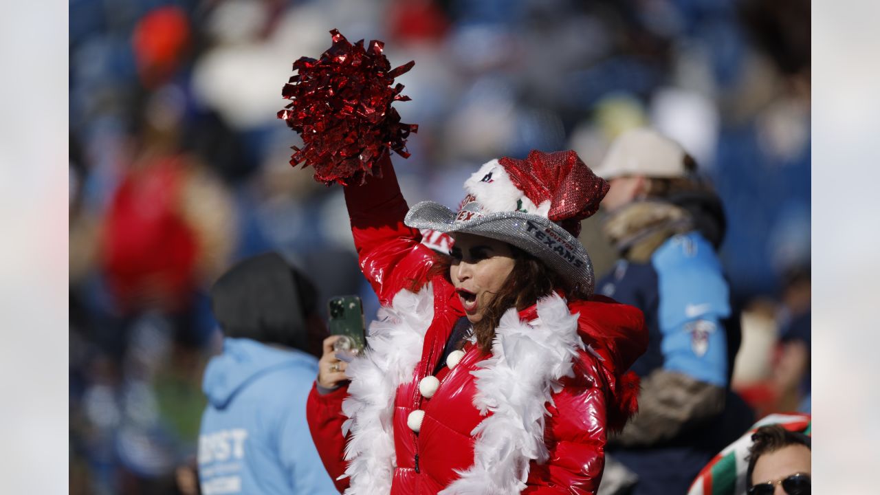 \ud83d\udcf8 Fans | Texans at Titans