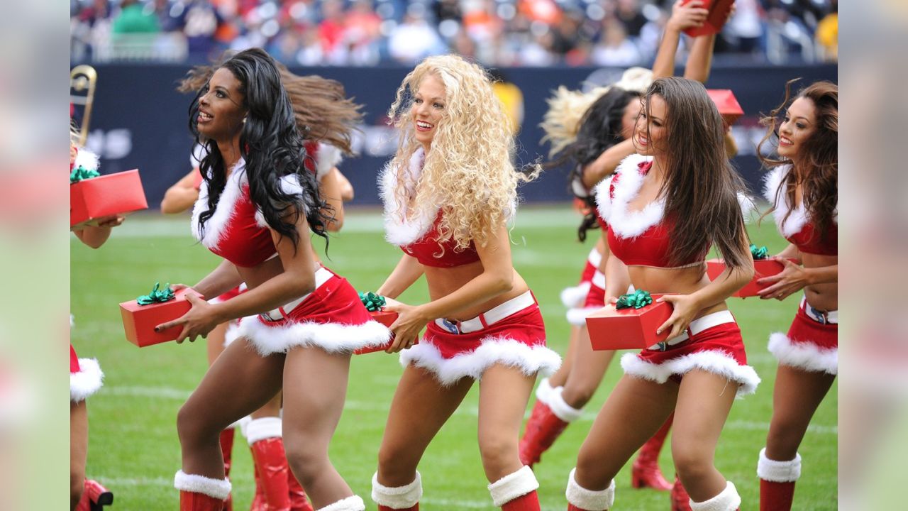 7,415 Houston Texans Cheerleaders Stock Photos, High-Res Pictures, and  Images - Getty Images