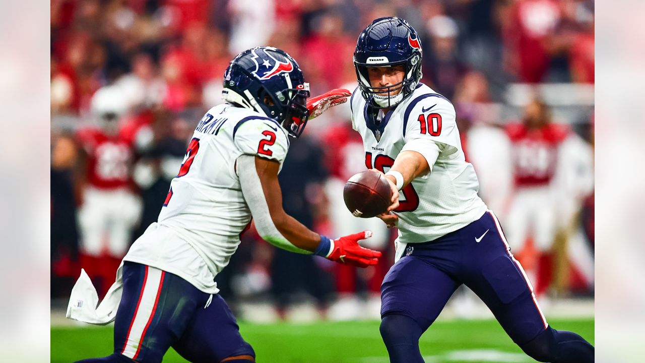 Texans beat skidding Titans 19-14. Now Jaguars vs. Titans will