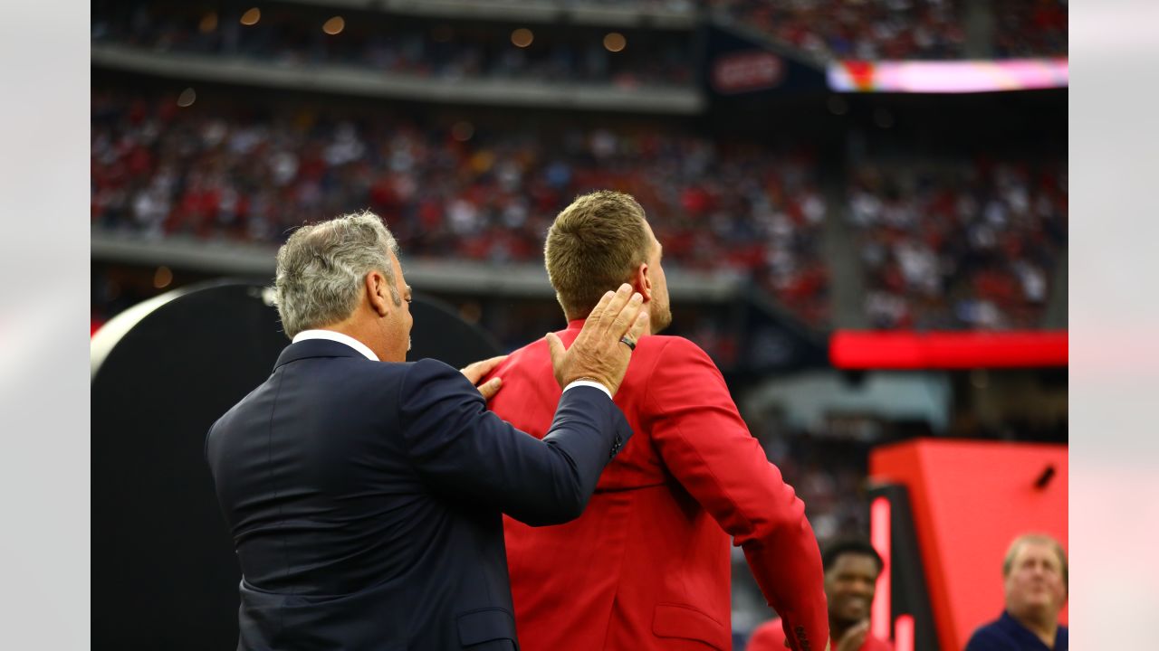 JJ Watt inducted into Texans Ring of Honor