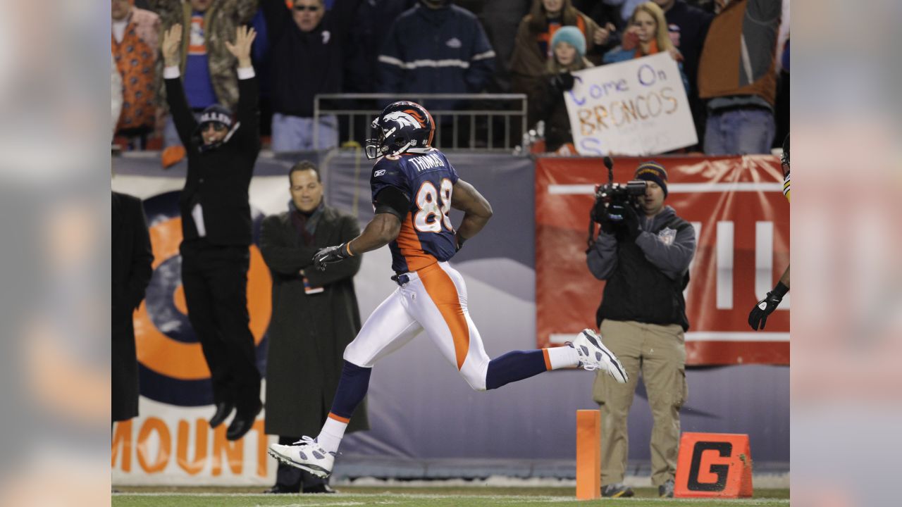 Rams news: Von Miller honors Demaryius Thomas before Wild Card game