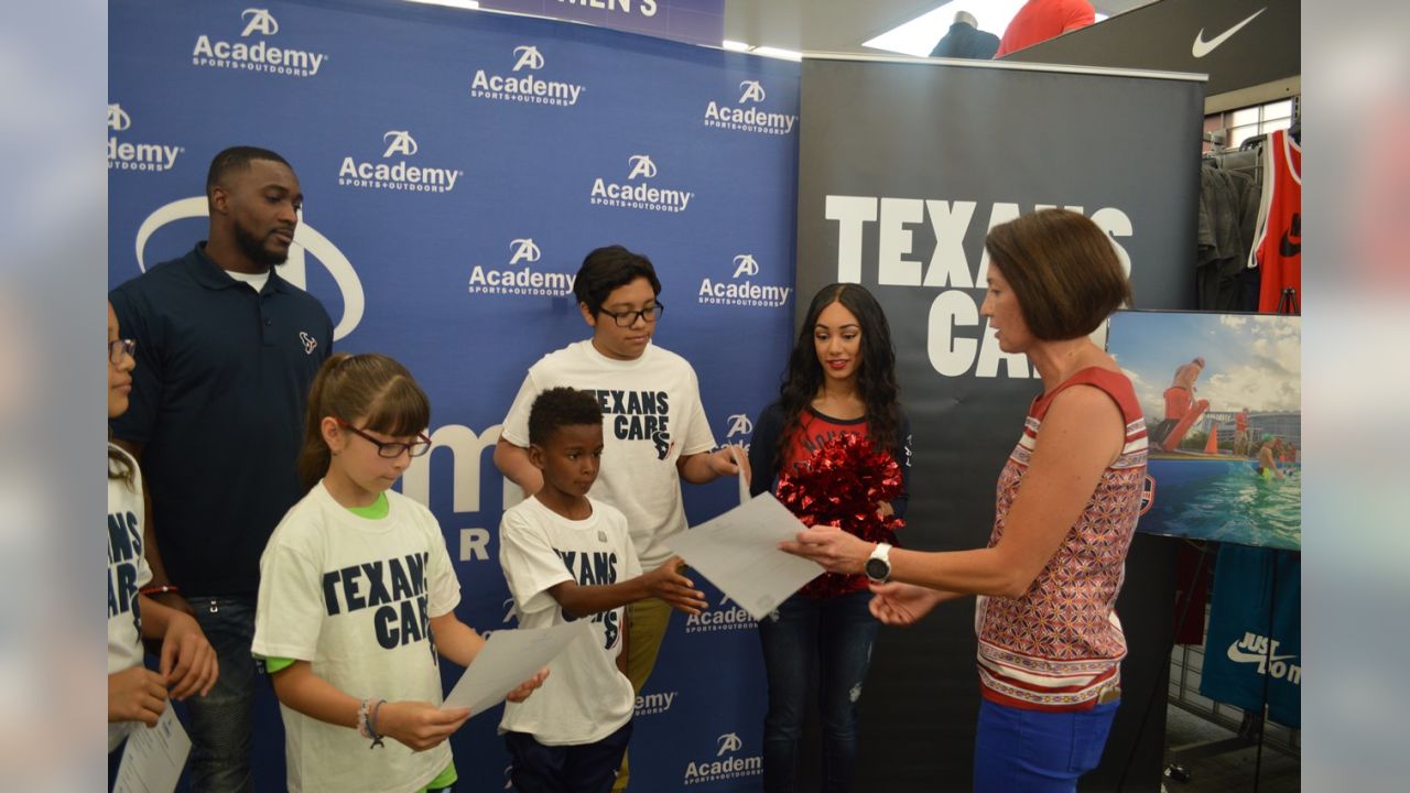 Texans Kids Triathlon Shopping Spree