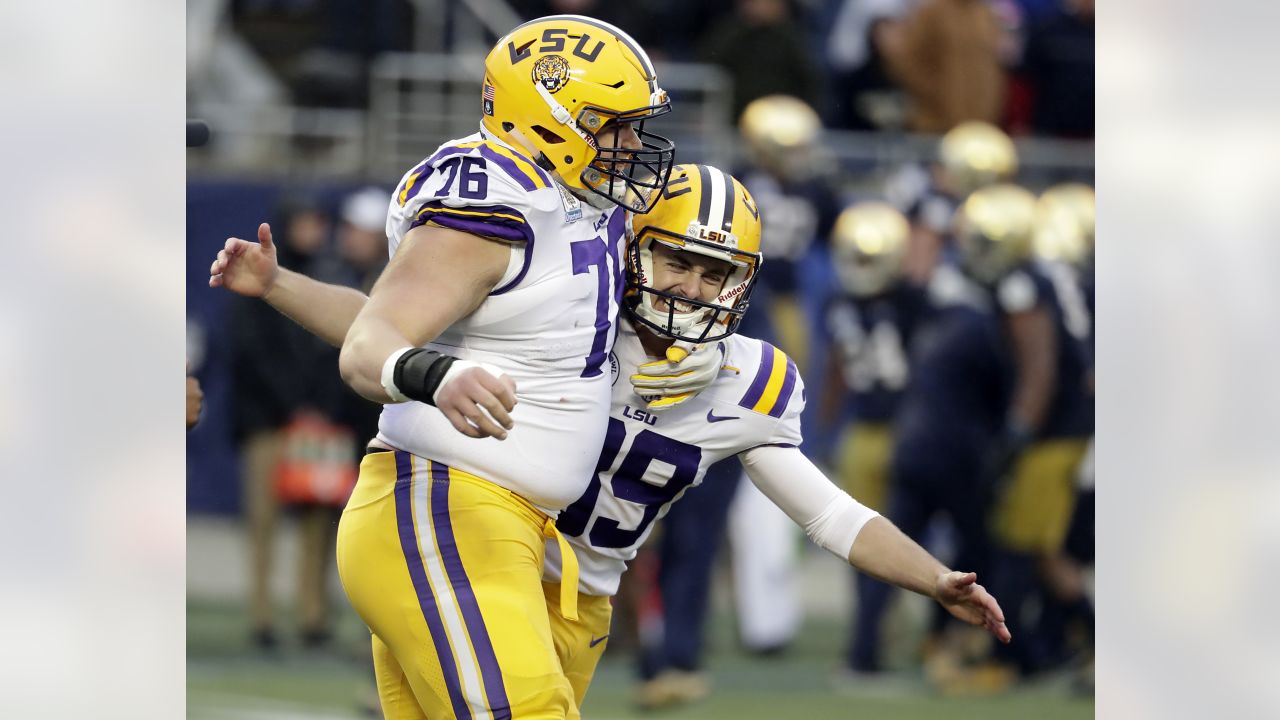 Texans draft: Houston picks LSU OT Austin Deculus in Round 6