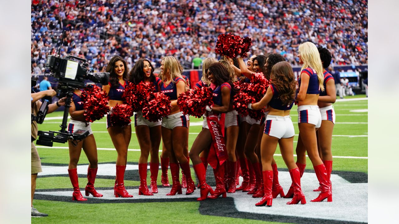 \ud83d\udcf8 | Houston Texans Cheerleaders at the 2022 Pro Bowl