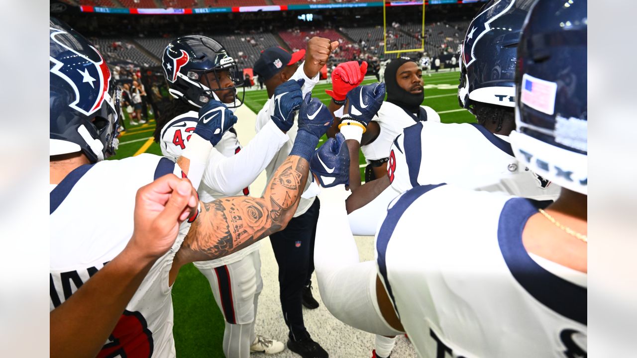 Photos: Texans tailgate before playoff game against Colts