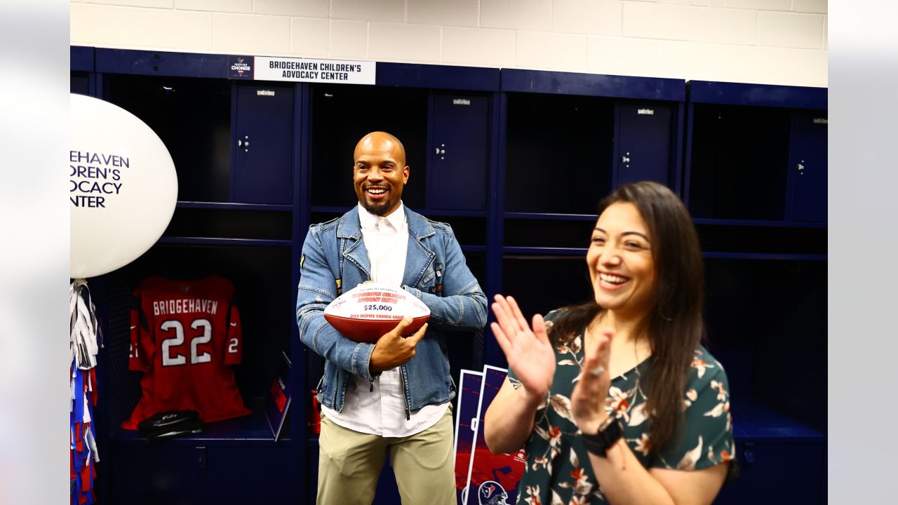 The Houston Texans awarded $25,000 in funds to local youth